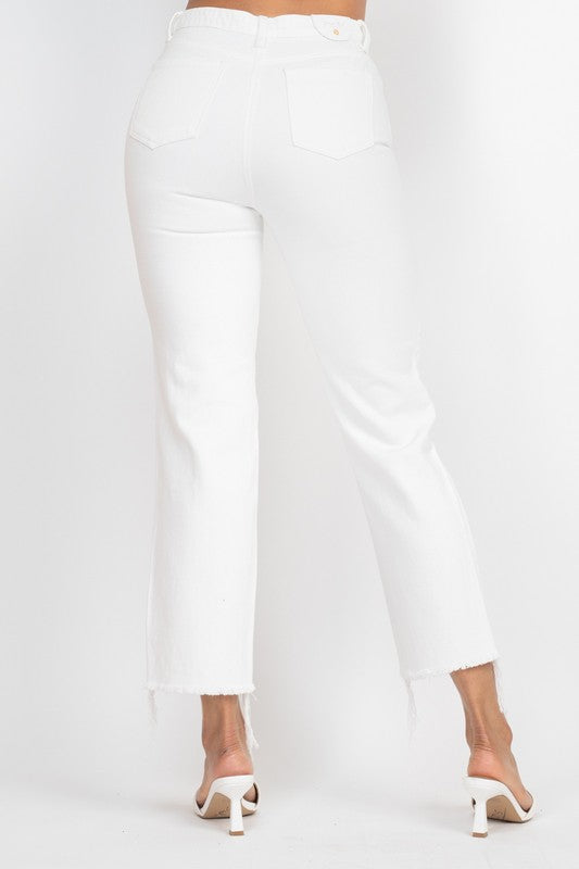 TAKE THE TOWN STRAIGHT JEANS IN WHITE