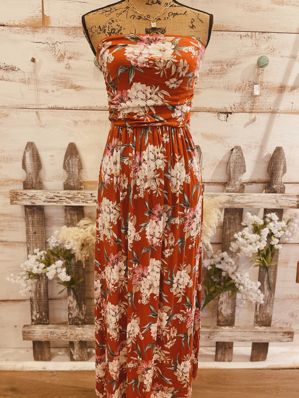 TROPICAL OASIS MAXI DRESS IN BURNT ORANGE