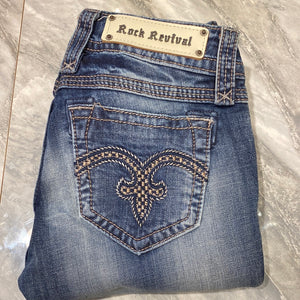 Rock revival Alanis straight size 26