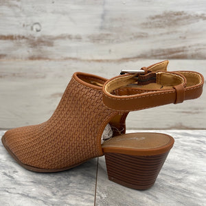 Mystique Woven Bootie In Brown
