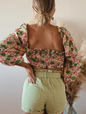 GIRLS TRIP FLORAL CROP TOP