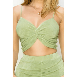 OAHU CROP TOP IN OLIVE